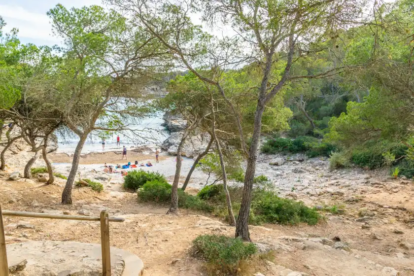 Alquiler vacacional en Barca trencada a3, es Cap des Moro
