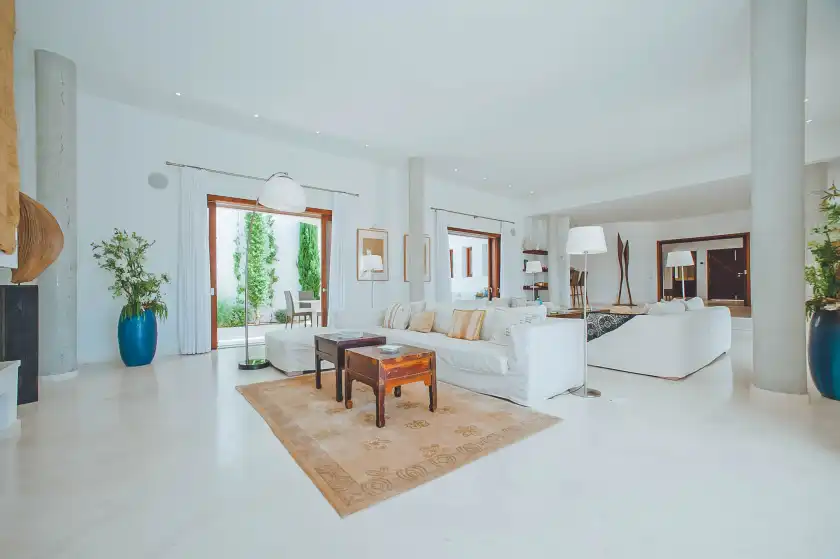 Holiday rentals in Villa katherine, Sant Josep de sa Talaia