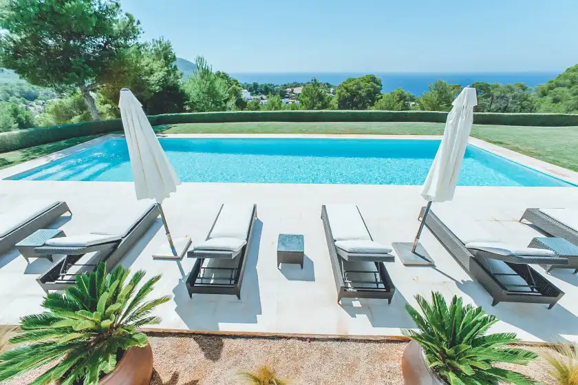 Holiday rentals in Villa katherine, Sant Josep de sa Talaia