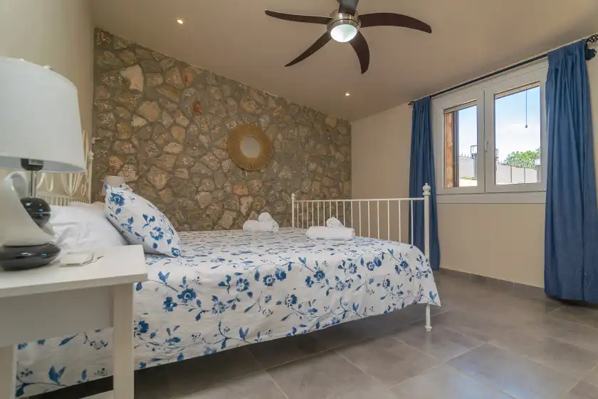 Holiday rentals in Finca castillo, Manacor