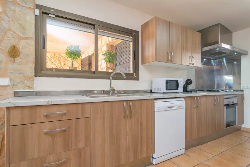 Holiday rentals in Finca castillo, Manacor