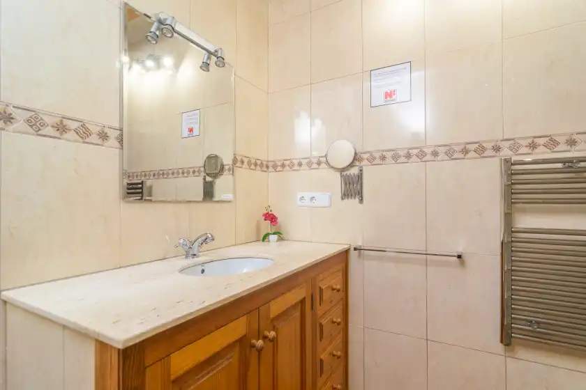 Holiday rentals in Ca's pobres, Sóller