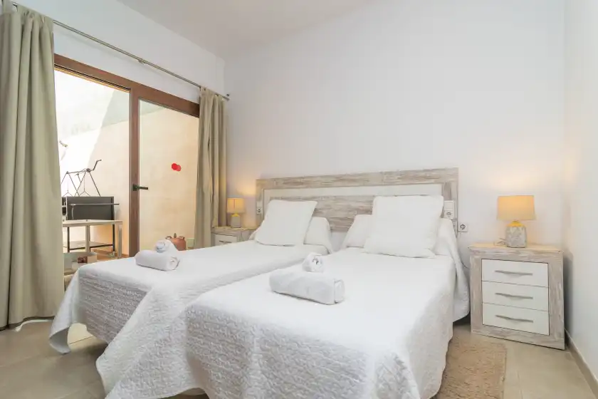 Holiday rentals in Villa placeta, Sa Pobla