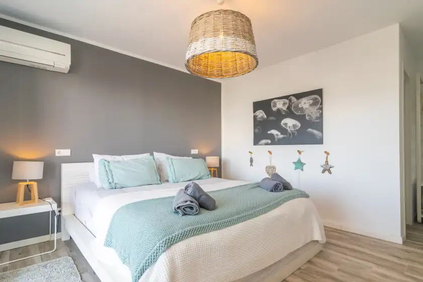 Holiday rentals in Casa del mar, Son Serra de Marina