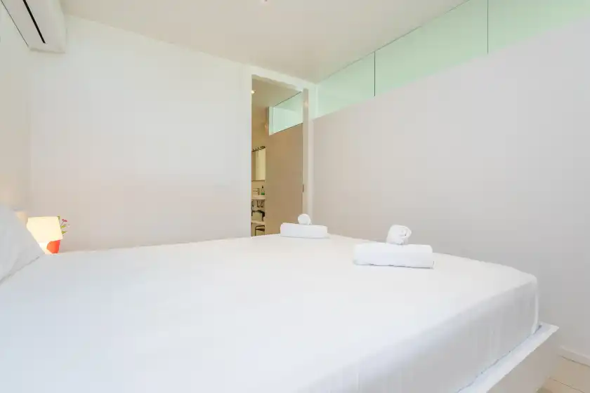 Alquiler vacacional en Tarida, Marina Manresa
