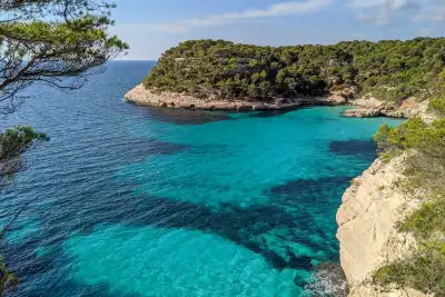 Cala Mitjana, Menorca